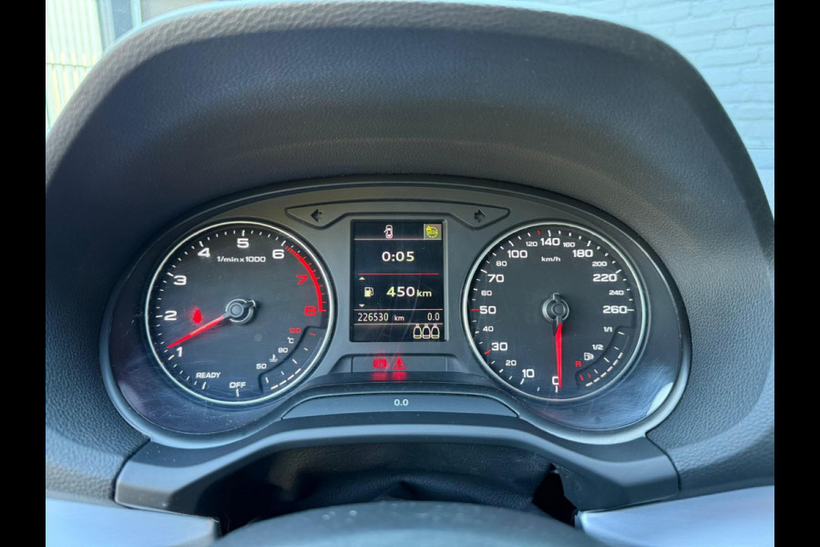 Audi Q2 35 TFSI Pro Line CRUISE | MULTI STUUR | PDC | SPORT | NWE APK