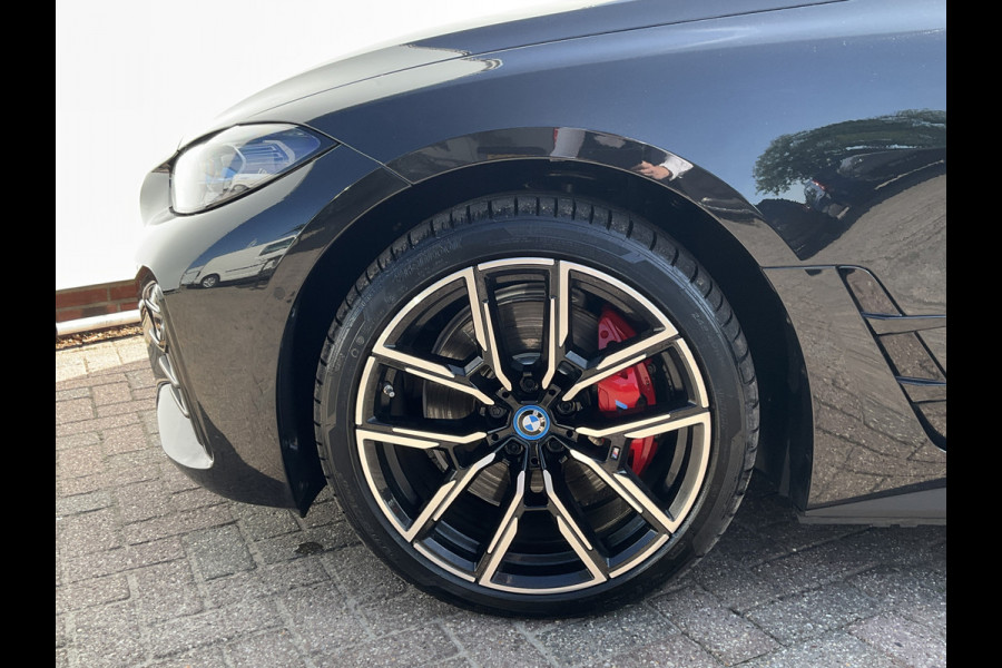 BMW i4 M50 M-Sport 84kWh 544PK Pano Laser HUD Harman/Kardon Elek.Trekhaak Leer BOMVOL!