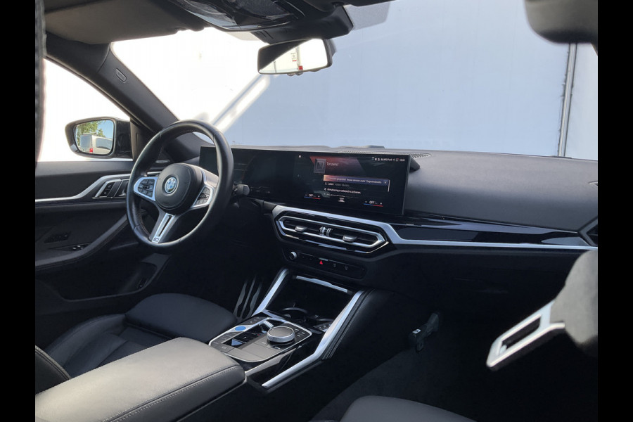 BMW i4 M50 M-Sport 84kWh 544PK Pano Laser HUD Harman/Kardon Elek.Trekhaak Leer BOMVOL!