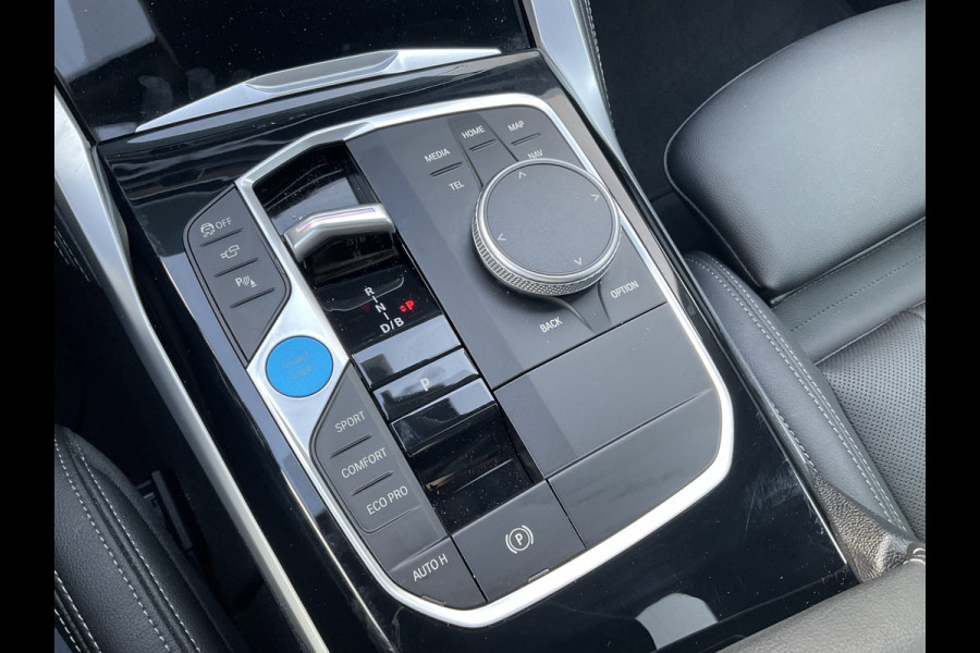 BMW i4 M50 M-Sport 84kWh 544PK Pano Laser HUD Harman/Kardon Elek.Trekhaak Leer BOMVOL!