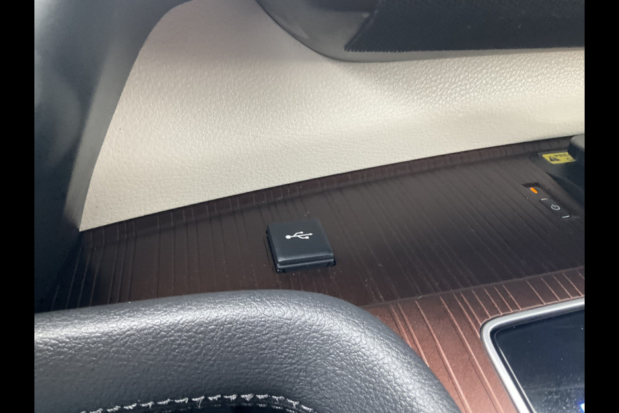 Toyota highlander 7-Pers 2.5 HEV 266pk XLE Full Option Open sky Leer Camera 7-zits 7 Persoons
