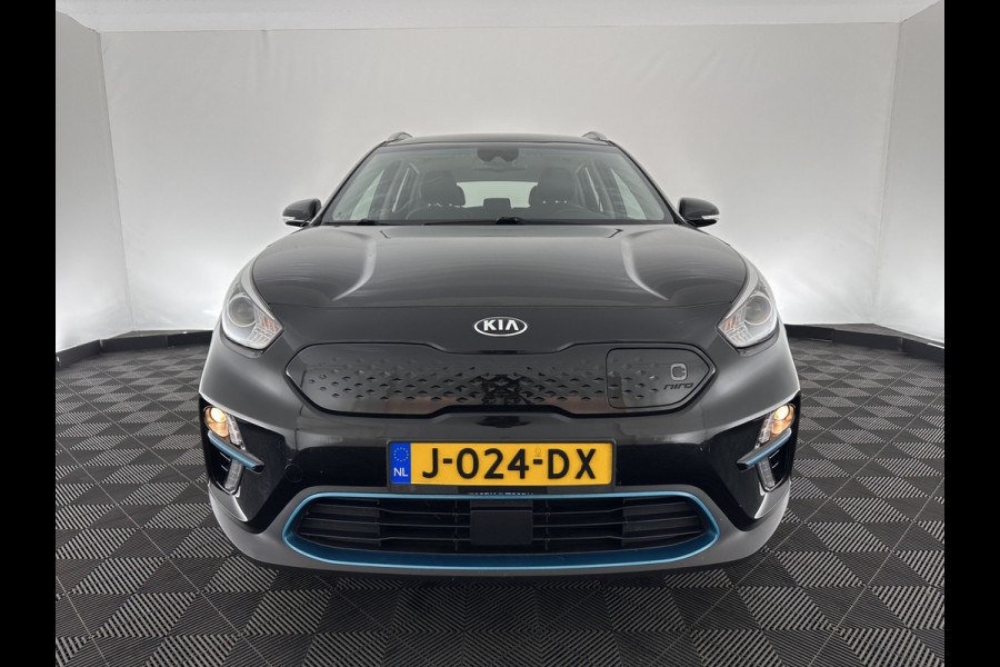 Kia e-Niro DynamicLine 64 kWh [ 3-Fase ] (INCL-BTW)  Aut. *LEATHER-FABRIC | NAVI-FULLMAP | AMBIENT-LIGHT | DAB+ | ADAPTIVE-CRUISE | CAMERA | HEATED-COMFORTSEATS | KEYLESS | DIGI-COCKPIT | SHIFT-PADDLES | CARPLAY | 17"ALU*