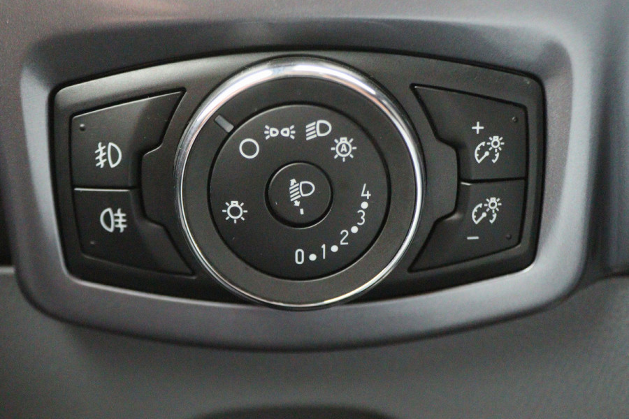 Ford Transit Custom 340 2.0 TDCI L1H1 Limited Automaat Xenon, Elektr. Stoel, Camera, Navigatie, Stoelverw., Trekhaak, 18"