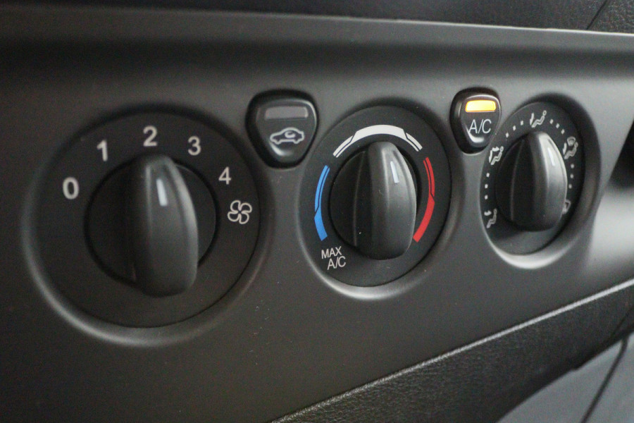 Ford Transit Custom 340 2.0 TDCI L1H1 Limited Automaat Xenon, Elektr. Stoel, Camera, Navigatie, Stoelverw., Trekhaak, 18"