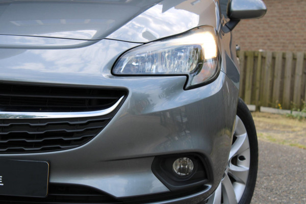 Opel Corsa 1.4 Favourite Airco Navi PDC Apple Carplay Nap