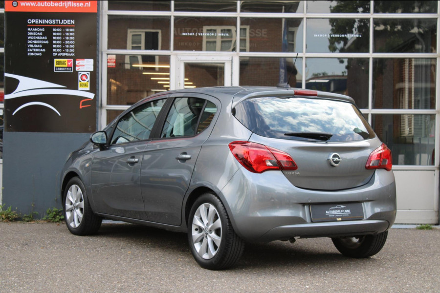 Opel Corsa 1.4 Favourite Airco Navi PDC Apple Carplay Nap