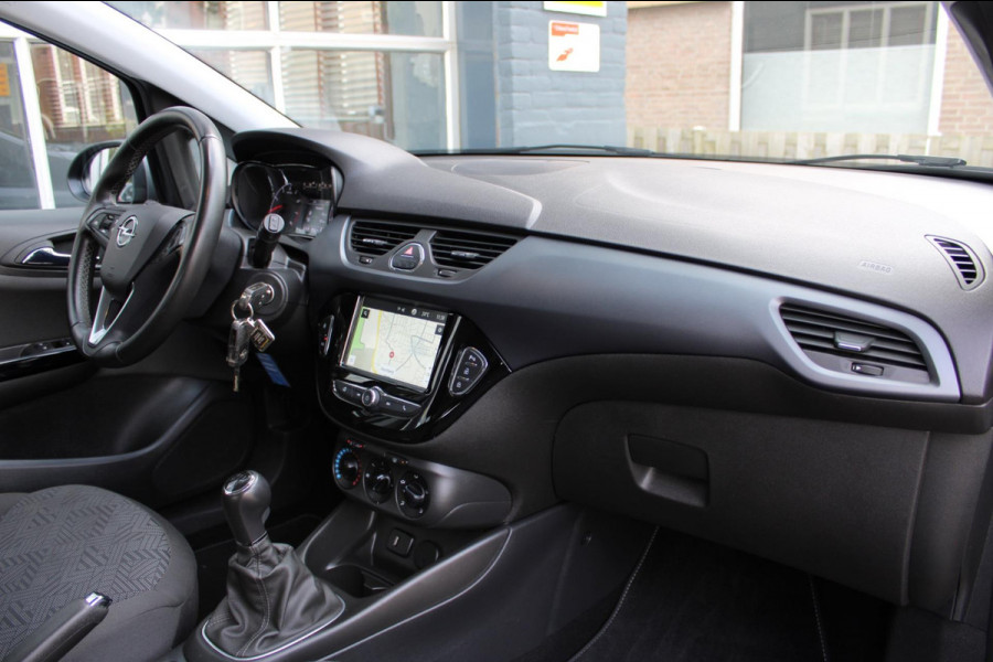Opel Corsa 1.4 Favourite Airco Navi PDC Apple Carplay Nap