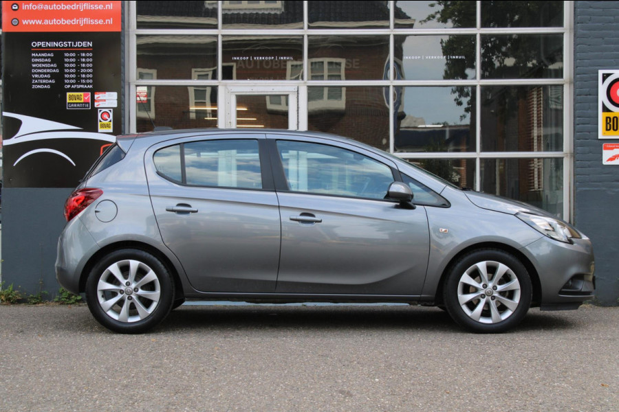 Opel Corsa 1.4 Favourite Airco Navi PDC Apple Carplay Nap