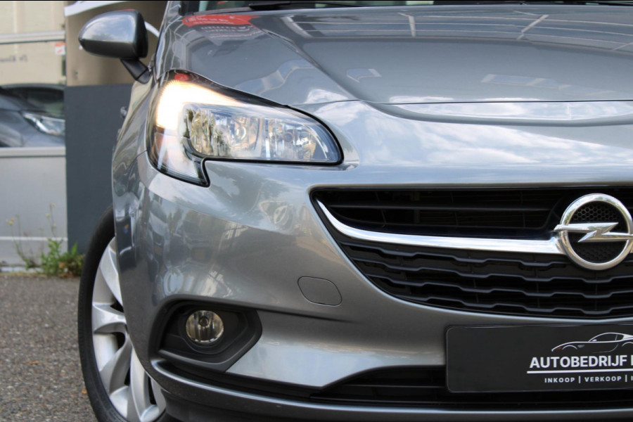 Opel Corsa 1.4 Favourite Airco Navi PDC Apple Carplay Nap