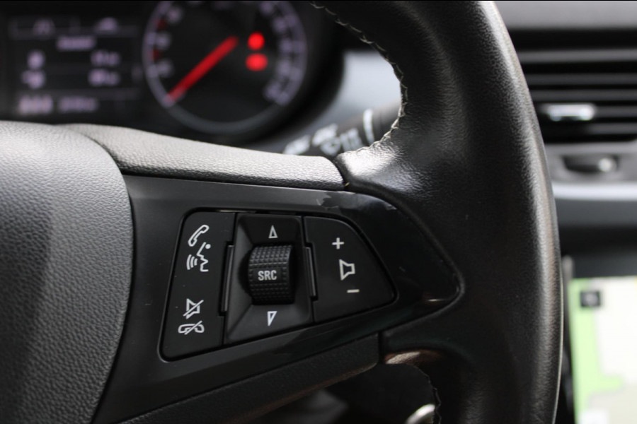 Opel Corsa 1.4 Favourite Airco Navi PDC Apple Carplay Nap