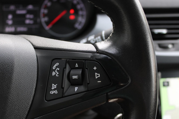 Opel Corsa 1.4 Favourite Airco Navi PDC Apple Carplay Nap