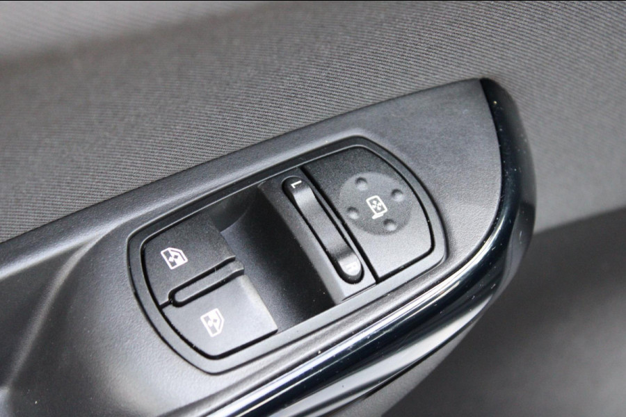 Opel Corsa 1.4 Favourite Airco Navi PDC Apple Carplay Nap
