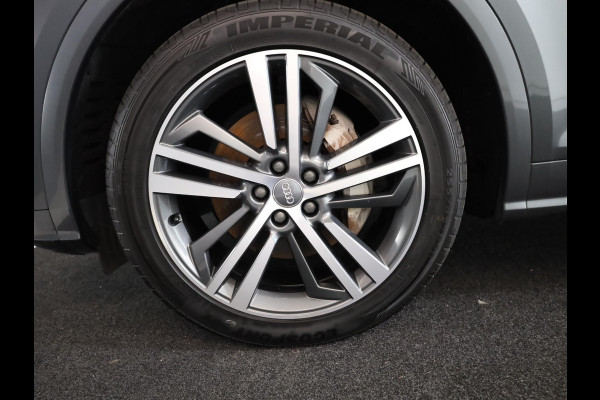 Audi Q5 55 TFSI e quattro Competition 367pk Plug in Hubrid | Luchtvering | Trekhaak | Lichtmetalen velgen