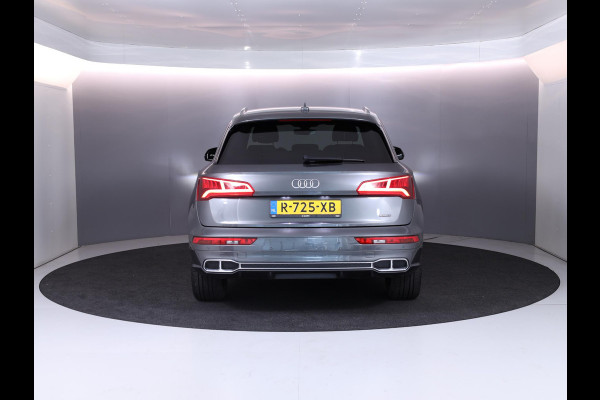 Audi Q5 55 TFSI e quattro Competition 367pk Plug in Hubrid | Luchtvering | Trekhaak | Lichtmetalen velgen