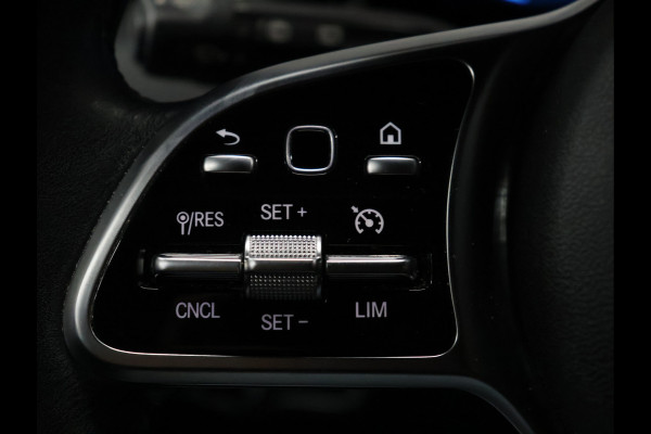 Mercedes-Benz GLA 200 Business Solution Luxury [CAMERA, PDC 360, APPLE CARPLAY, ANDROID AUTO, SFEERVERLICHTING, CRUISE CONTROL, STOELVERWARMING, AUTO AIRCO, NAVIGATIE, NIEUWSTAAT]