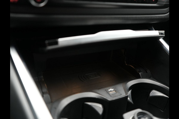 BMW 3 Serie Touring 330e Sportline Plug In Hybrid 293pk Dealer O.H PHEV | Camera | Cruise Control | Apple Carplay | Harman & Kardon | Lederen Sportstoelen Verwarmd | Front Assist | Navigatie | Sfeerverlichting | Virtual | DAB |