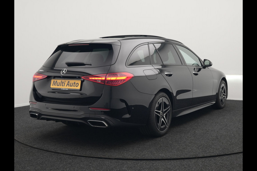 Mercedes-Benz C-Klasse Estate 300 e AMG Line Plug In Hybrid 320pk Dealer O.H NIEUW MODEL PHEV | Panodak | 360 Camera | Adaptive Cruise | Lederen Sportstoelen Massage & Memory | Sfeerverlichting | Keyless | Navigatie | Virtual | DAB |