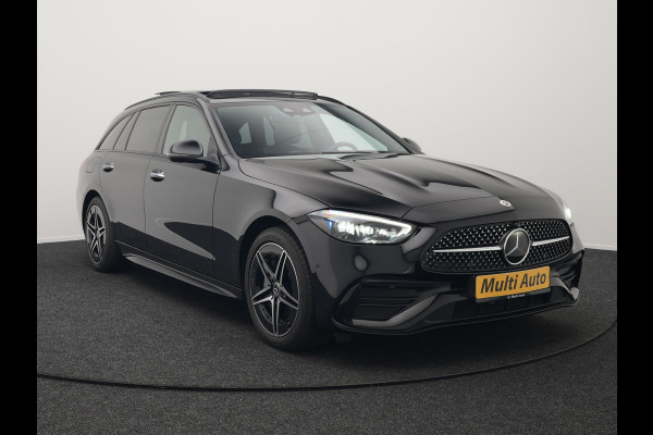 Mercedes-Benz C-Klasse Estate 300 e AMG Line Plug In Hybrid 320pk Dealer O.H NIEUW MODEL PHEV | Panodak | 360 Camera | Adaptive Cruise | Lederen Sportstoelen Massage & Memory | Sfeerverlichting | Keyless | Navigatie | Virtual | DAB |