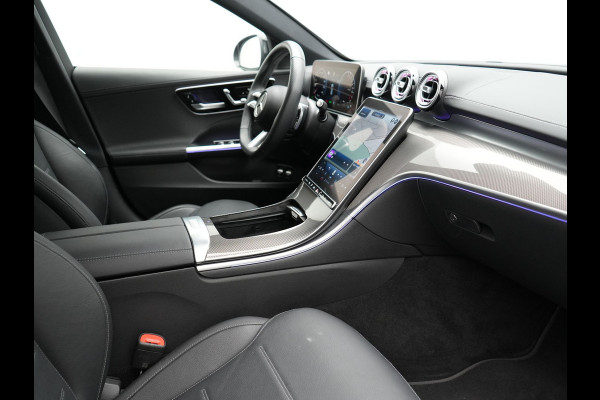 Mercedes-Benz C-Klasse Estate 300 e AMG Line Plug In Hybrid 320pk Dealer O.H NIEUW MODEL PHEV | Panodak | 360 Camera | Adaptive Cruise | Lederen Sportstoelen Massage & Memory | Sfeerverlichting | Keyless | Navigatie | Virtual | DAB |
