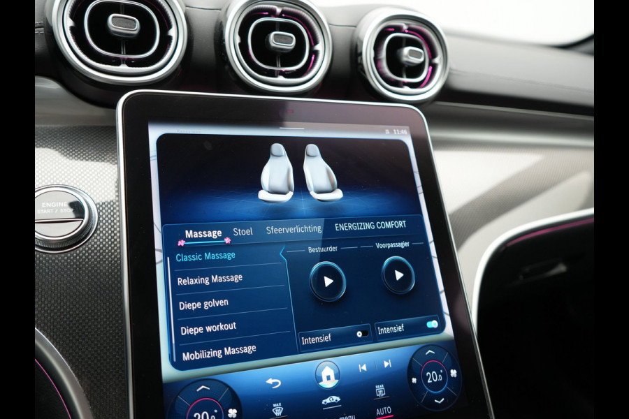 Mercedes-Benz C-Klasse Estate 300 e AMG Line Plug In Hybrid 320pk Dealer O.H NIEUW MODEL PHEV | Panodak | 360 Camera | Adaptive Cruise | Lederen Sportstoelen Massage & Memory | Sfeerverlichting | Keyless | Navigatie | Virtual | DAB |
