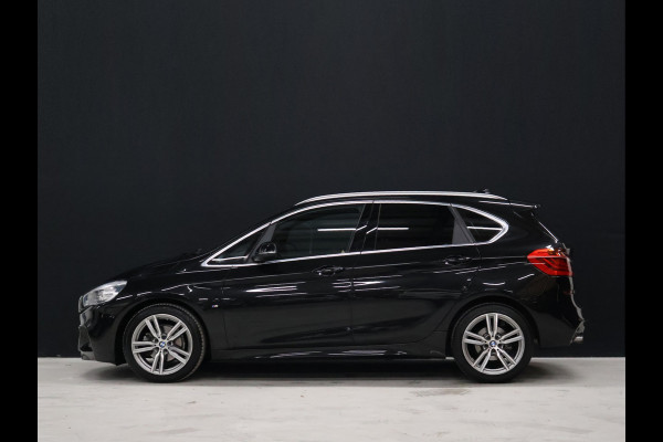 BMW 2 Serie Active Tourer 218i Centennial High Executive M Pakket [HEAD-UP DISPLAY, CRUISE CONTROL, PDC ACHTER, SFEERVERLICHTING, STOELVERWARMING, BLUETOOTH,  AIRCO, LED, NIEUWSTAAT]