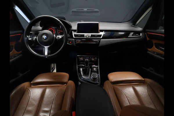 BMW 2 Serie Active Tourer 218i Centennial High Executive M Pakket [HEAD-UP DISPLAY, CRUISE CONTROL, PDC ACHTER, SFEERVERLICHTING, STOELVERWARMING, BLUETOOTH,  AIRCO, LED, NIEUWSTAAT]
