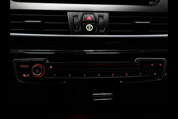 BMW 2 Serie Active Tourer 218i Centennial High Executive M Pakket [HEAD-UP DISPLAY, CRUISE CONTROL, PDC ACHTER, SFEERVERLICHTING, STOELVERWARMING, BLUETOOTH,  AIRCO, LED, NIEUWSTAAT]