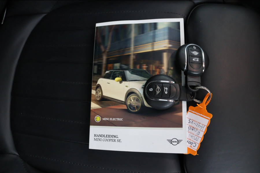 MINI Mini Electric Yours 33 kWh*AUTOM.*ECC*CRUISE*PANO*H&K*