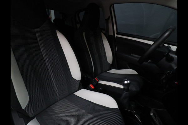 Peugeot 108 1.2 Puretech Allure CABRIO [CRUISE CONTROL, GROOT SCHERM, BLUETOOTH, CLIMATE CONTROL, NIEUWSTAAT]