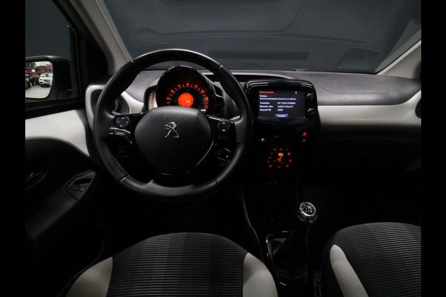 Peugeot 108 1.2 Puretech Allure CABRIO [CRUISE CONTROL, GROOT SCHERM, BLUETOOTH, CLIMATE CONTROL, NIEUWSTAAT]