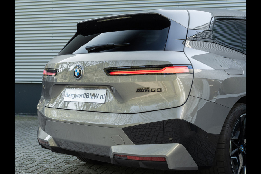 BMW iX M60 High Executive - Pano - Trekhaak - 112kWh