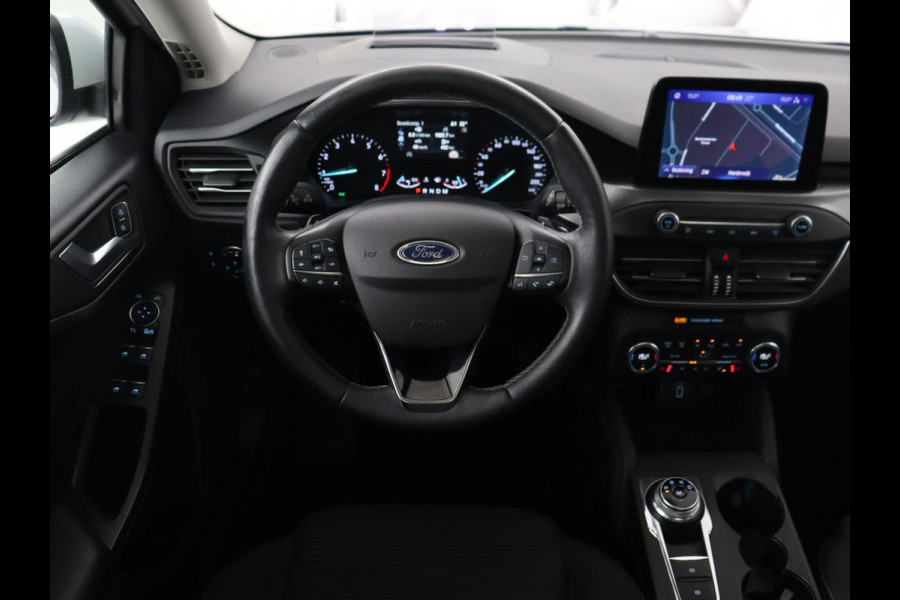 Ford Focus 1.0 EcoBoost Titanium | Panoramadak | Head-Up | Stoel & stuurverwarming | Adaptive cruise | B&O Sound | Full LED | Carplay | Keyless | Climate control | Navigatie | Parkeerhulp