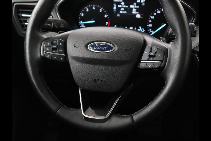 Ford Focus 1.0 EcoBoost Titanium | Panoramadak | Head-Up | Stoel & stuurverwarming | Adaptive cruise | B&O Sound | Full LED | Carplay | Keyless | Climate control | Navigatie | Parkeerhulp