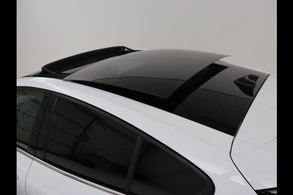Ford Focus 1.0 EcoBoost Titanium | Panoramadak | Head-Up | Stoel & stuurverwarming | Adaptive cruise | B&O Sound | Full LED | Carplay | Keyless | Climate control | Navigatie | Parkeerhulp