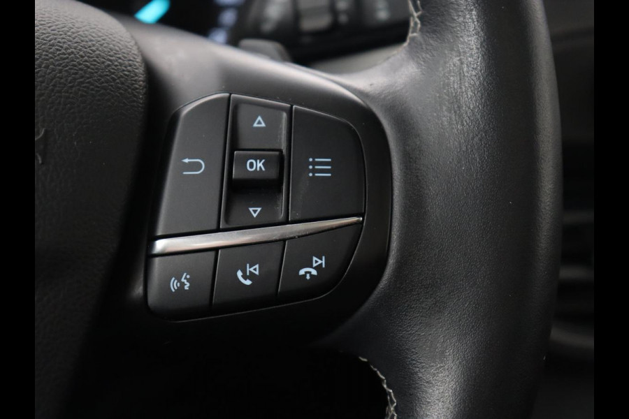 Ford Focus 1.0 EcoBoost Titanium | Panoramadak | Head-Up | Stoel & stuurverwarming | Adaptive cruise | B&O Sound | Full LED | Carplay | Keyless | Climate control | Navigatie | Parkeerhulp