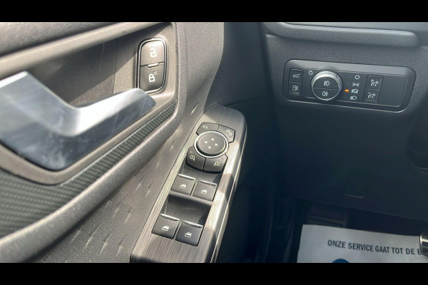 Ford Kuga 2.5 PHEV ST-Line X | Full options | Weg/Uitklapbare Trekhaak (Elektrisch bedienbaar) | Elektrisch glazen panorama-dak | Adaptive cruise control | Winter Pack | Dodehoeksensoren | Bang&Olufsen | Head up Display | Adaptive LED | 19 inch lichtmetalen velgen met rode remklauwen | Elektrische achterklep