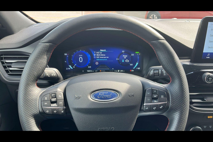 Ford Kuga 2.5 PHEV ST-Line X | Full options | Weg/Uitklapbare Trekhaak (Elektrisch bedienbaar) | Elektrisch glazen panorama-dak | Adaptive cruise control | Winter Pack | Dodehoeksensoren | Bang&Olufsen | Head up Display | Adaptive LED | 19 inch lichtmetalen velgen met rode remklauwen | Elektrische achterklep