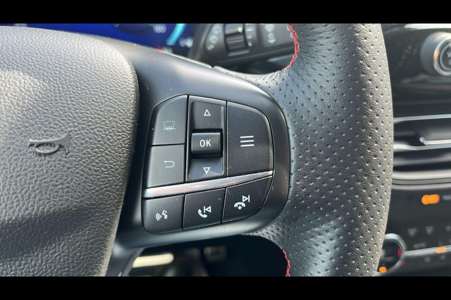 Ford Kuga 2.5 PHEV ST-Line X | Full options | Weg/Uitklapbare Trekhaak (Elektrisch bedienbaar) | Elektrisch glazen panorama-dak | Adaptive cruise control | Winter Pack | Dodehoeksensoren | Bang&Olufsen | Head up Display | Adaptive LED | 19 inch lichtmetalen velgen met rode remklauwen | Elektrische achterklep