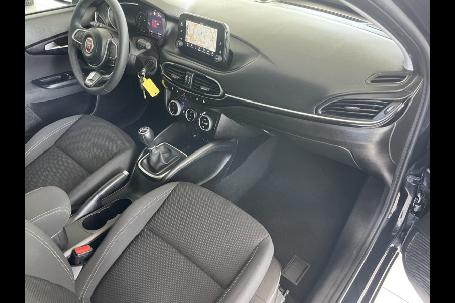 Fiat Tipo 1.0 Life Airco - Cruise control - achteruitrijcamera - parkeersensoren achter - Navigatie