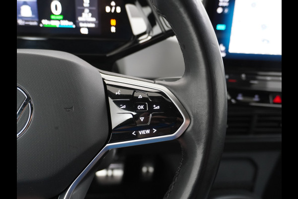 Volkswagen ID.3 58kWh 204PK 1st. First Plus Navi-Pro 19" Camera Trekhaak Apple Carplay Android Auto Matrix-LED Stoel-Stuurverwarming Adapt.Cruis Lmv Bluetooth Regensensor Rijstrooksensor Verkeersbord detectie Wifi Origineel Nederlandse Auto Nieuwprijs €43.675,-