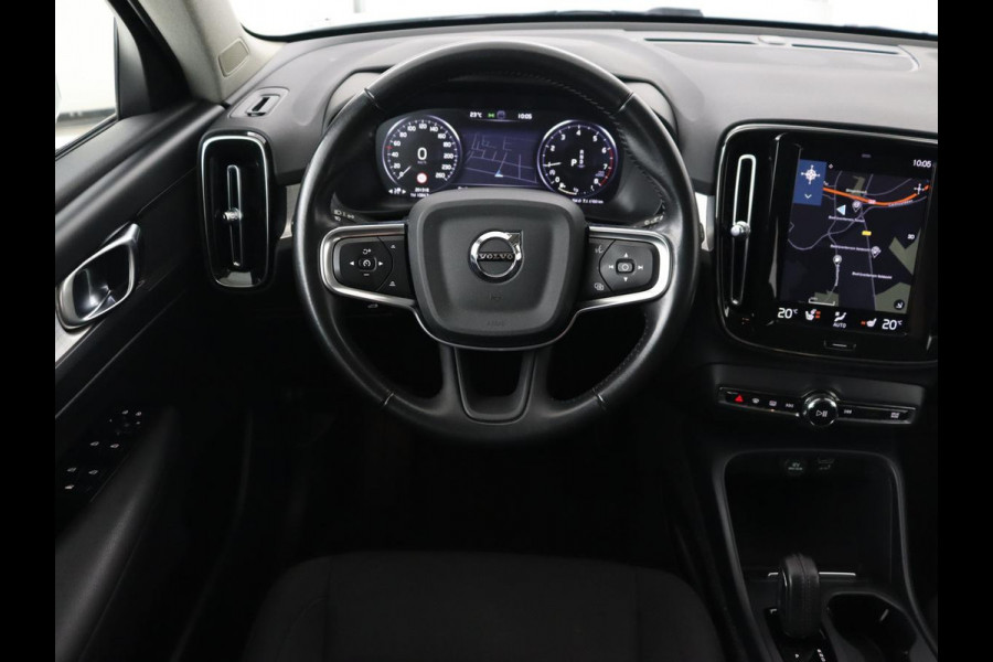 Volvo XC40 1.5 T2 Business Pro | Trekhaak | Stoel & stuurverwarming | Camera | Carplay | Navigatie | Adaptive cruise | Keyless | Climate control