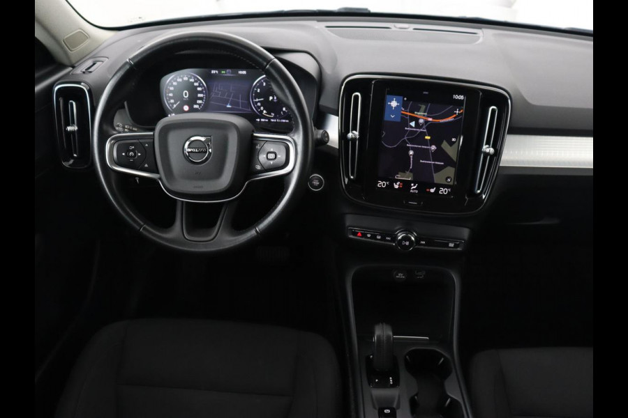 Volvo XC40 1.5 T2 Business Pro | Trekhaak | Stoel & stuurverwarming | Camera | Carplay | Navigatie | Adaptive cruise | Keyless | Climate control