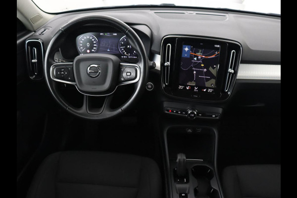 Volvo XC40 1.5 T2 Business Pro | Trekhaak | Stoel & stuurverwarming | Camera | Carplay | Navigatie | Adaptive cruise | Keyless | Climate control