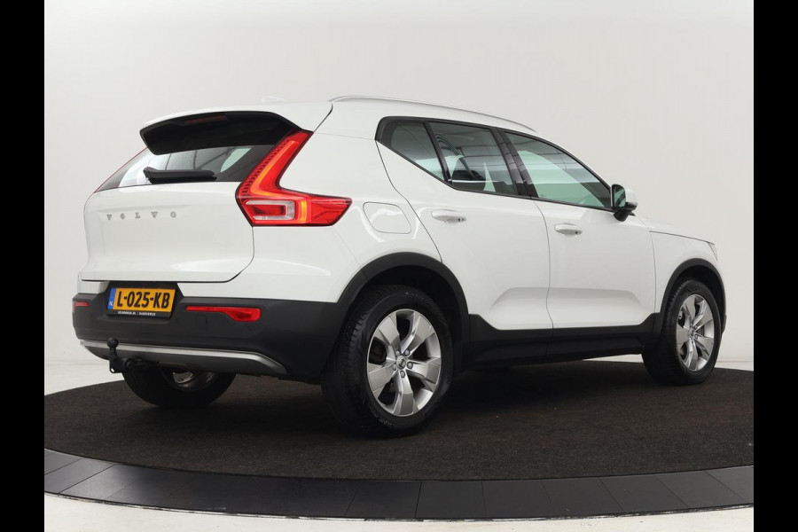 Volvo XC40 1.5 T2 Business Pro | Trekhaak | Stoel & stuurverwarming | Camera | Carplay | Navigatie | Adaptive cruise | Keyless | Climate control