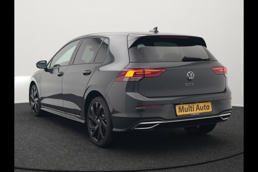 Volkswagen Golf GTE 245pk Plug In Hybrid Black Optic PHEV | Adaptive Cruise  | Camera | IQ Light | Sportstoelen Verwarmd | 18"L.M | Virtual | Apple Carplay | Sfeerverlichting | Keyless |
