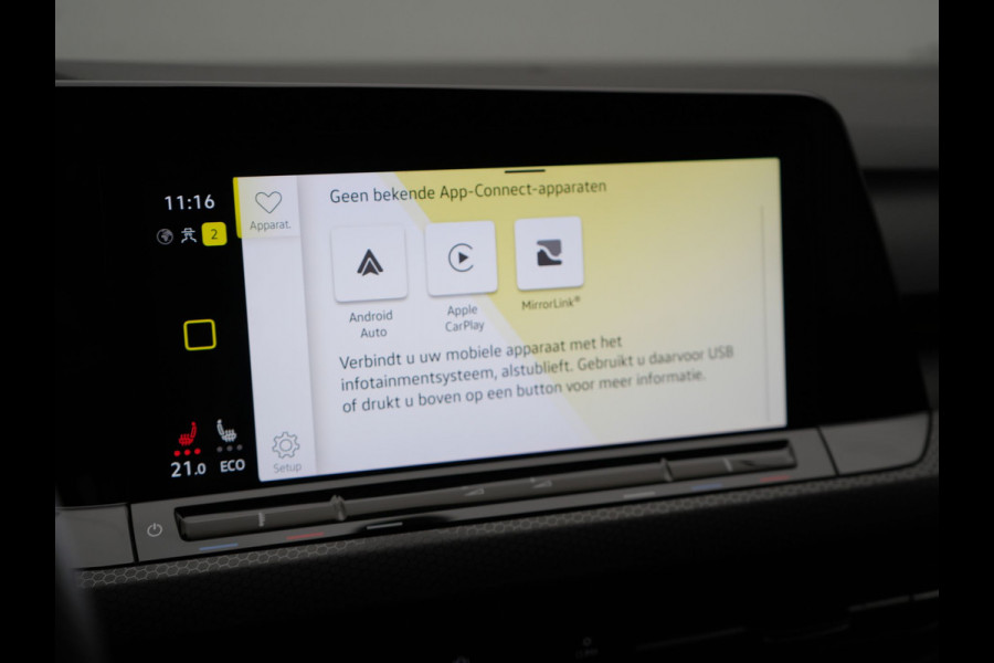 Volkswagen Golf GTE 245pk Plug In Hybrid Black Optic PHEV | Adaptive Cruise  | Camera | IQ Light | Sportstoelen Verwarmd | 18"L.M | Virtual | Apple Carplay | Sfeerverlichting | Keyless |