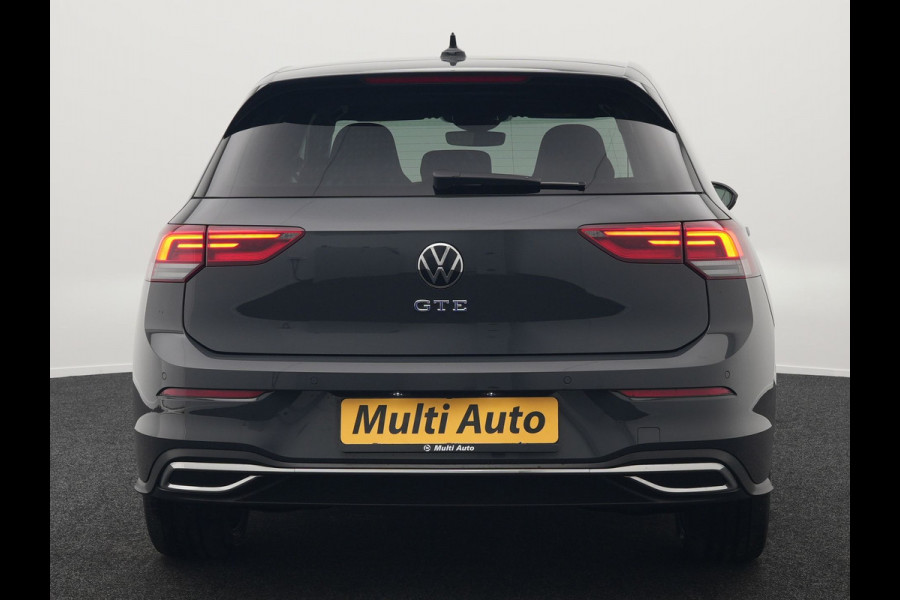 Volkswagen Golf GTE 245pk Plug In Hybrid Black Optic PHEV | Adaptive Cruise  | Camera | IQ Light | Sportstoelen Verwarmd | 18"L.M | Virtual | Apple Carplay | Sfeerverlichting | Keyless |