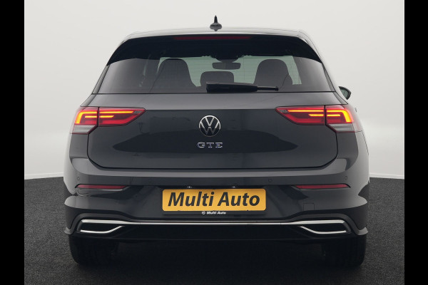 Volkswagen Golf GTE 245pk Plug In Hybrid Black Optic PHEV | Adaptive Cruise  | Camera | IQ Light | Sportstoelen Verwarmd | 18"L.M | Virtual | Apple Carplay | Sfeerverlichting | Keyless |