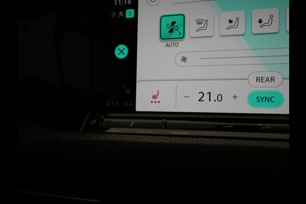 Volkswagen Golf GTE 245pk Plug In Hybrid Black Optic PHEV | Adaptive Cruise  | Camera | IQ Light | Sportstoelen Verwarmd | 18"L.M | Virtual | Apple Carplay | Sfeerverlichting | Keyless |
