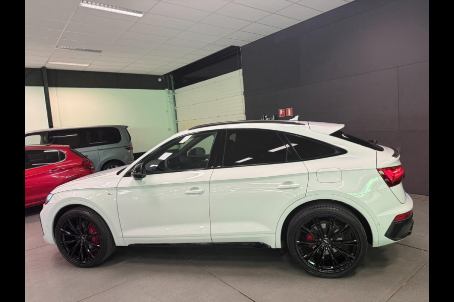 Audi Q5 Sportback 55 TFSI e SQ5 22'' BLACK-LINE 3XS-LINE RS-STOELEN 367PK NAVI/V-COCKPIT/DAB/CAM/H-UP/M-STOELEN/LED///